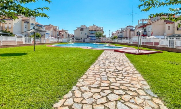 Herverkoop - Bungalow -
Orihuela Costa - Playa Flamenca