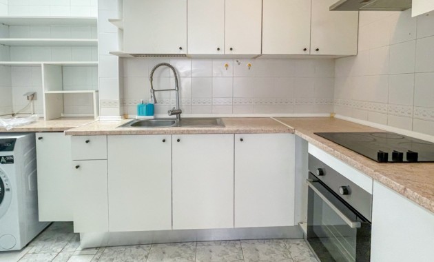 Herverkoop - Bungalow -
Orihuela Costa - Playa Flamenca