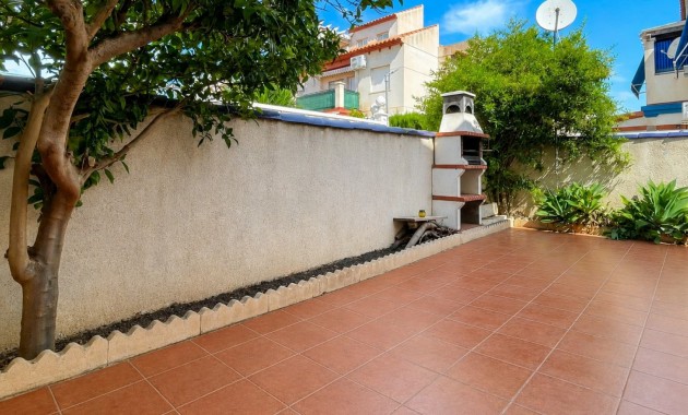 Herverkoop - Bungalow -
Orihuela Costa - Playa Flamenca