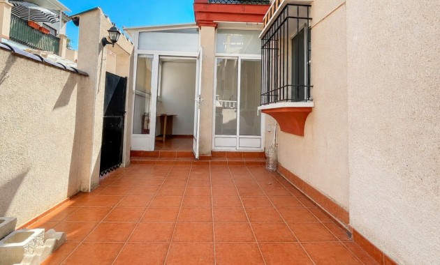 Herverkoop - Bungalow -
Orihuela Costa - Playa Flamenca