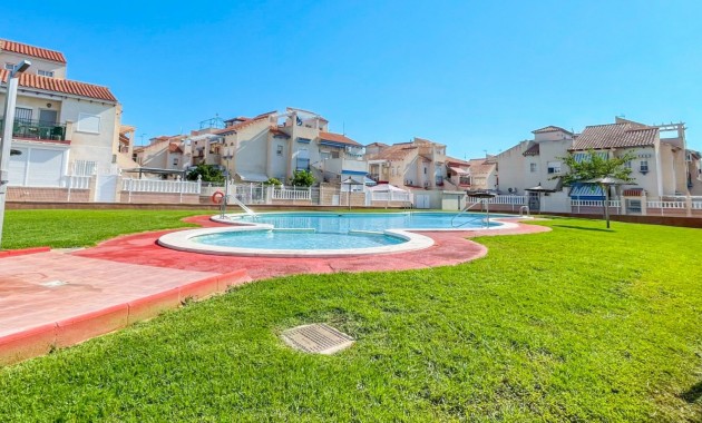 Herverkoop - Bungalow -
Orihuela Costa - Playa Flamenca
