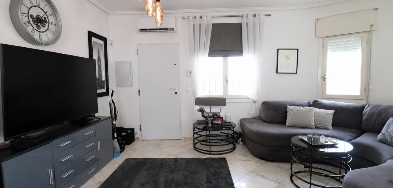 Venta - Detached Villa -
Orihuela Costa - Villamartin
