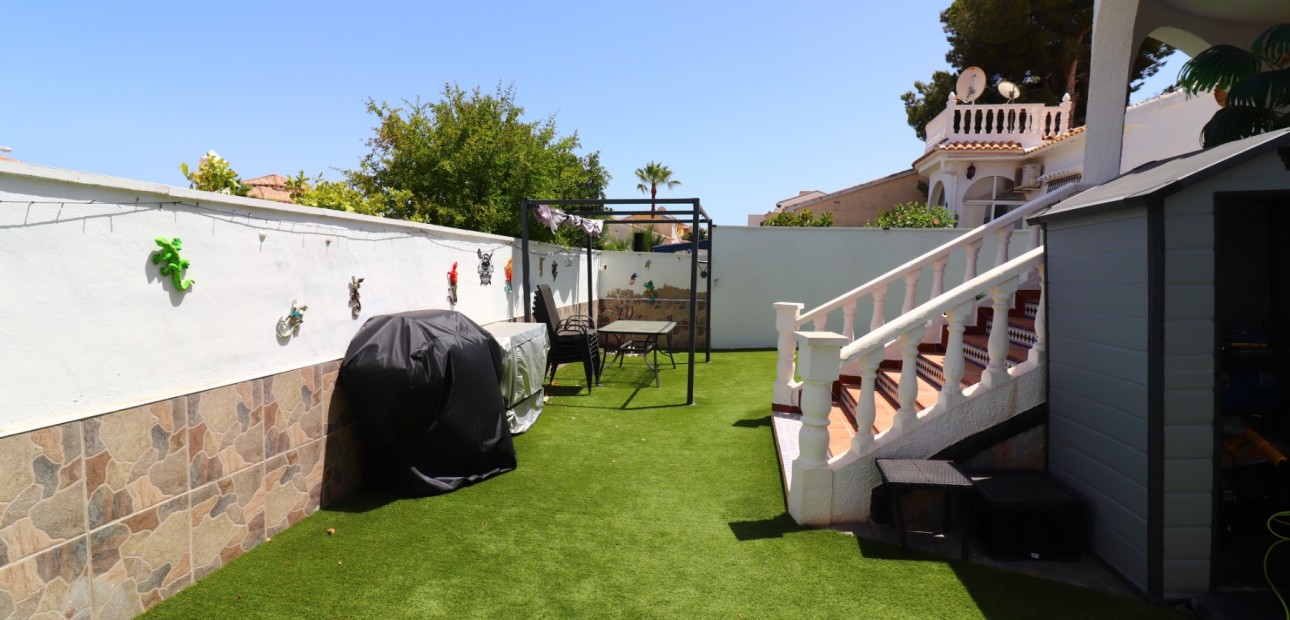 Venta - Detached Villa -
Orihuela Costa - Villamartin