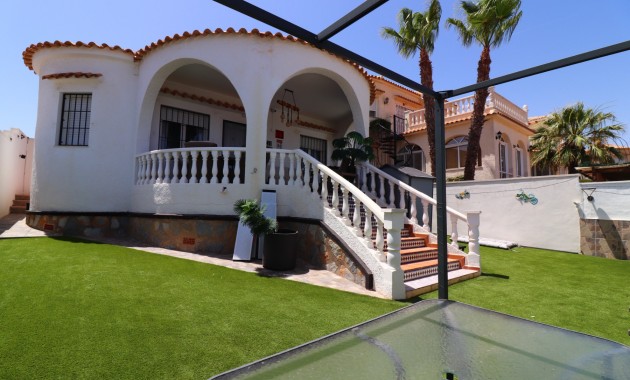 Venta - Detached Villa -
Orihuela Costa - Villamartin