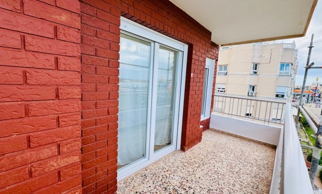 Venta - Ático -
Torrevieja - Punta prima