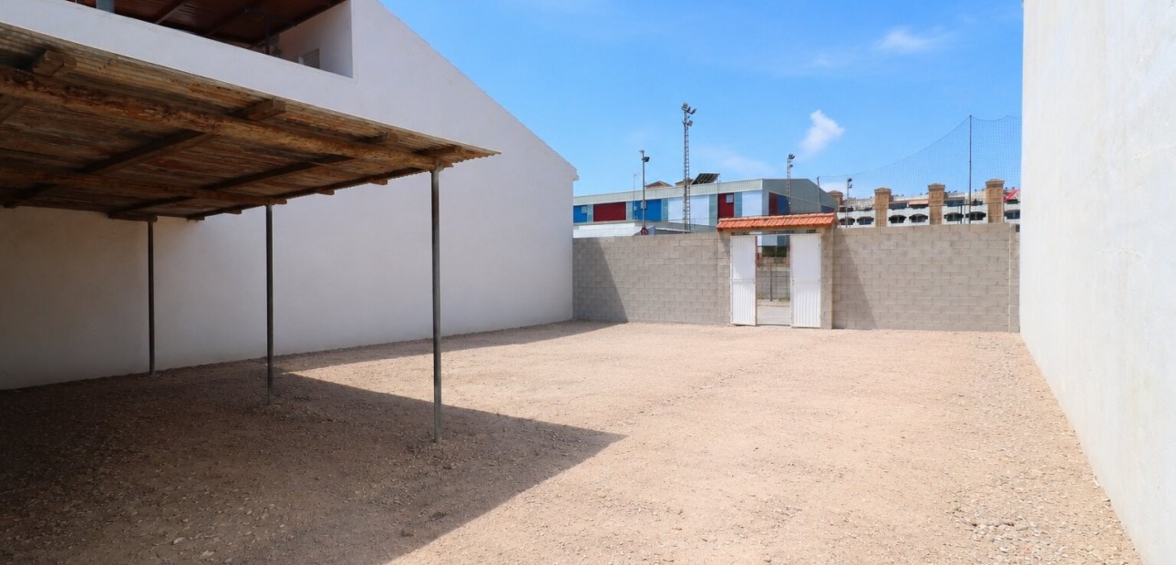 Venta - Plot of Land -
Formentera del Segura - Formentera - Village
