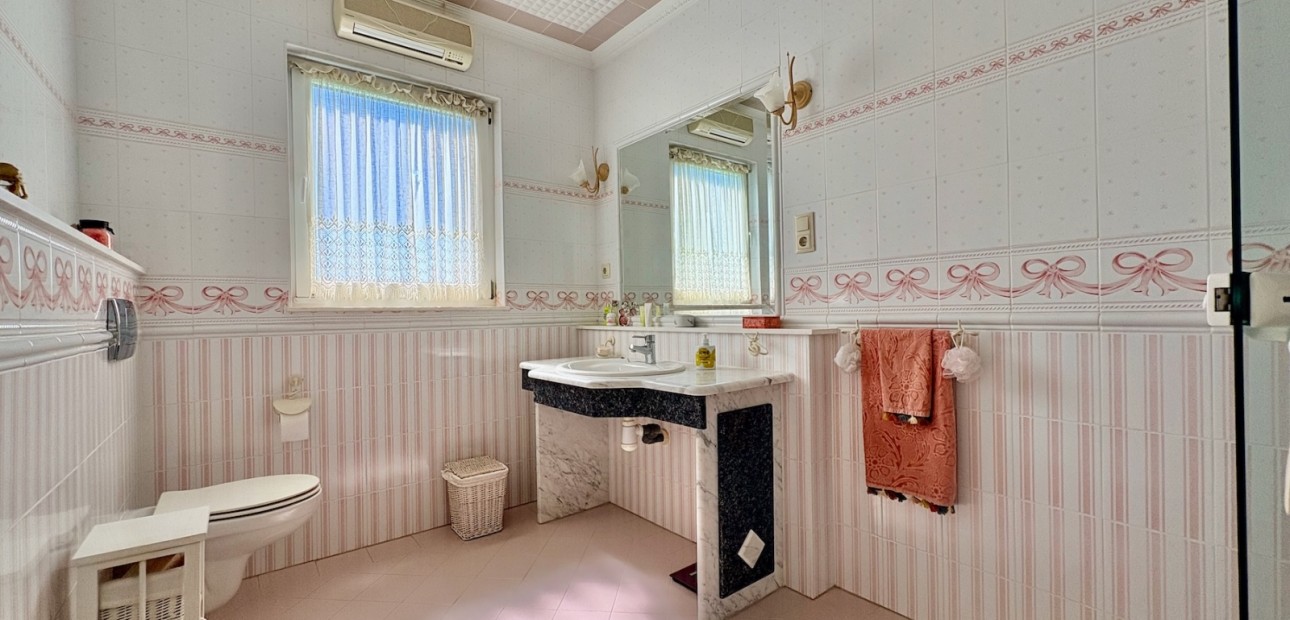 Venta - Country House -
San Fulgencio - La Marina