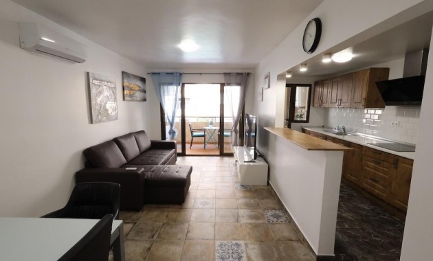 Venta - Apartamento / piso -
Torrevieja - Centro