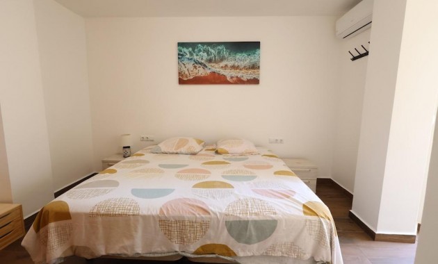 Venta - Apartamento / piso -
Torrevieja - Centro