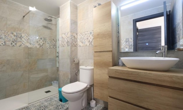 Venta - Apartamento / piso -
Torrevieja - Centro