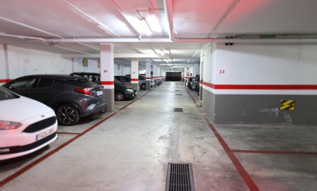 Venta - Apartamento / piso -
Torrevieja - Centro