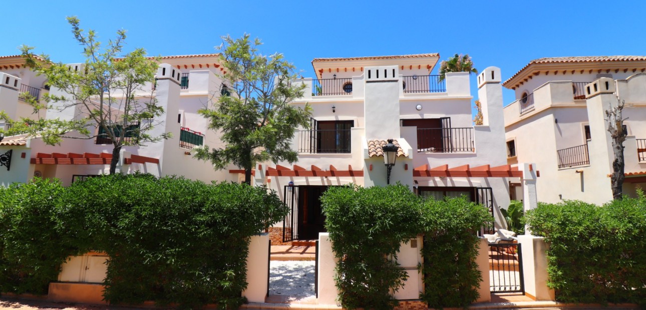 Venta - Semi Detached Villa -
Algorfa - La Finca Golf Resort