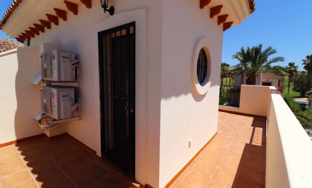 Venta - Semi Detached Villa -
Algorfa - La Finca Golf Resort