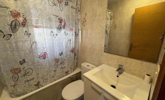 Venta - Studio -
Torrevieja - Estacion de autobuses