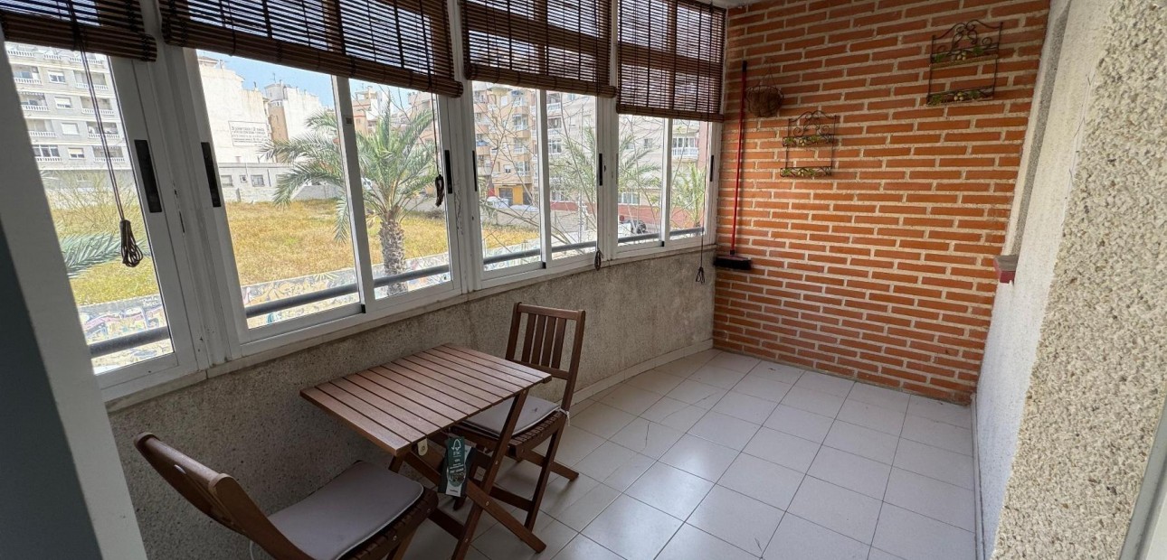 Venta - Studio -
Torrevieja - Estacion de autobuses