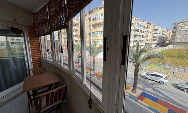 Venta - Studio -
Torrevieja - Estacion de autobuses