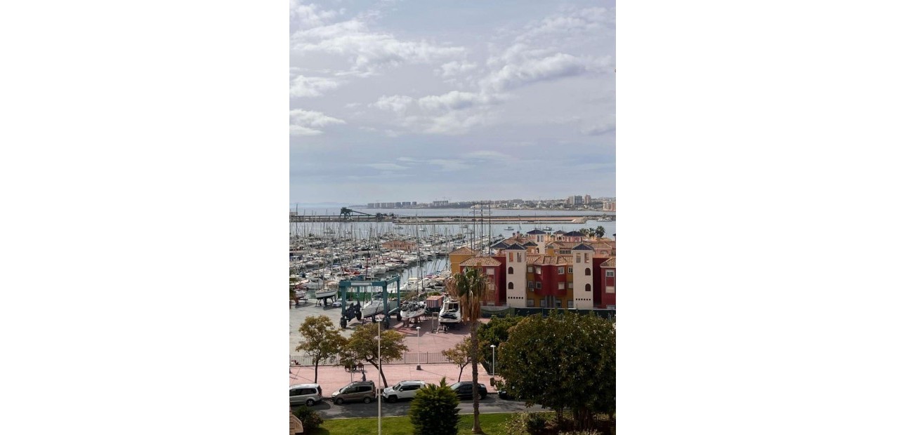 Herverkoop - Appartement / flat -
Torrevieja - torrevieja