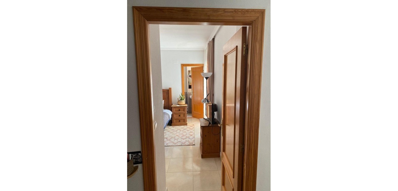 Sale - Apartment / flat -
Torrevieja - Centro