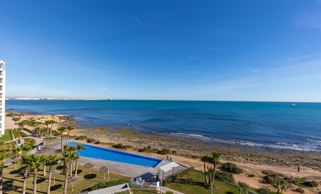 Sale - Apartment / flat -
Torrevieja - Punta Prima