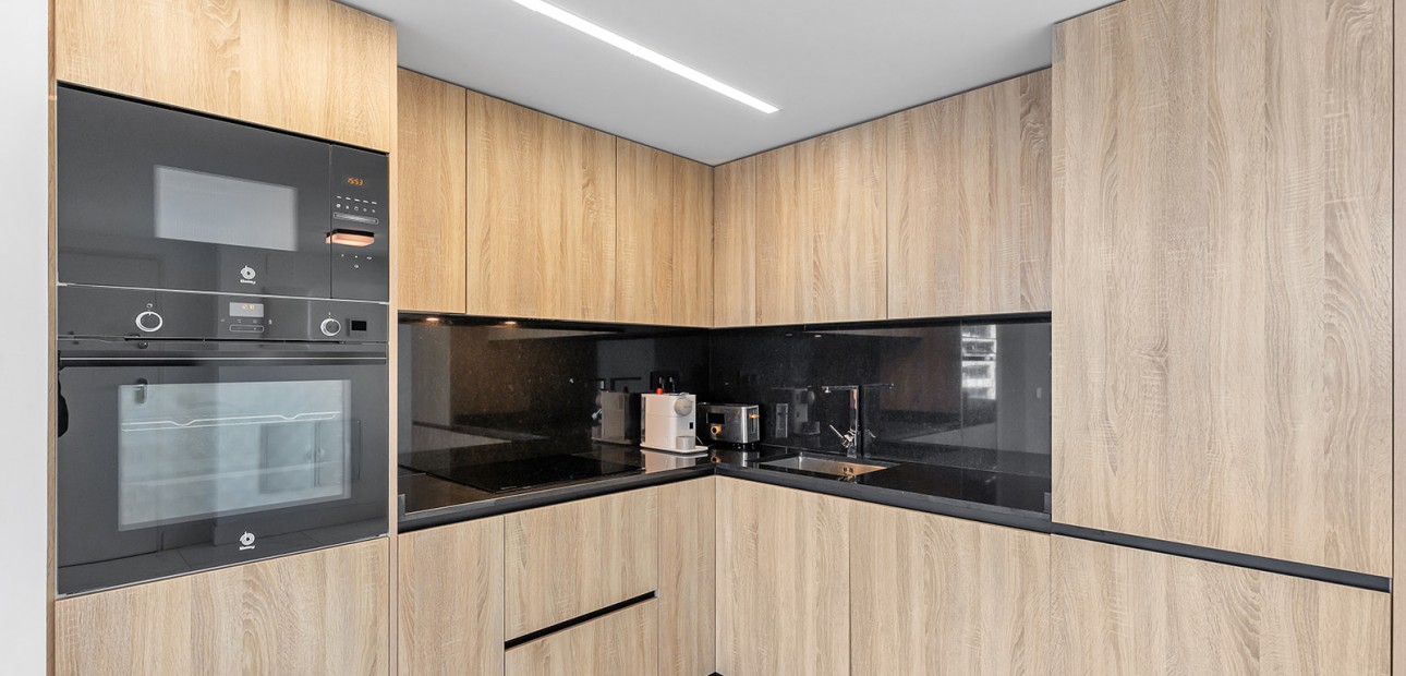 Sale - Apartment / flat -
Torrevieja - Punta Prima