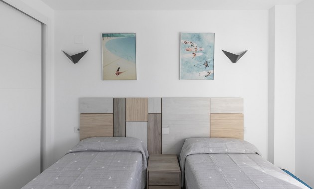 Sale - Apartment / flat -
Torrevieja - Punta Prima