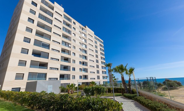 Sale - Apartment / flat -
Torrevieja - Punta Prima