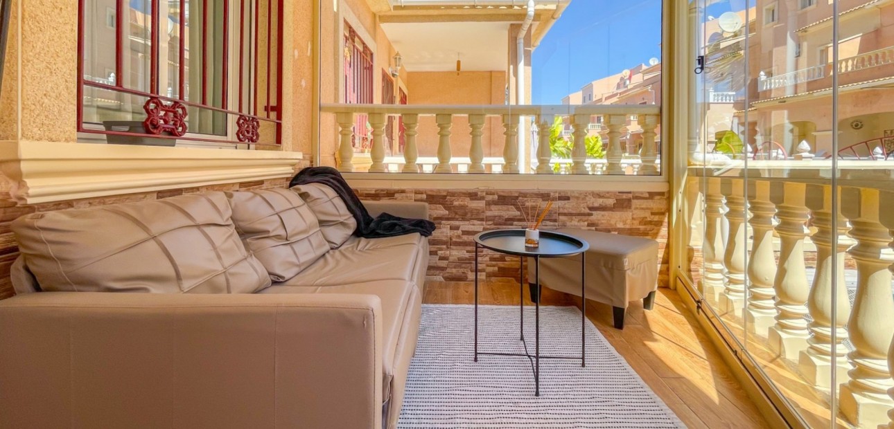 Sale - Townhouse -
Orihuela Costa - Playa Flamenca