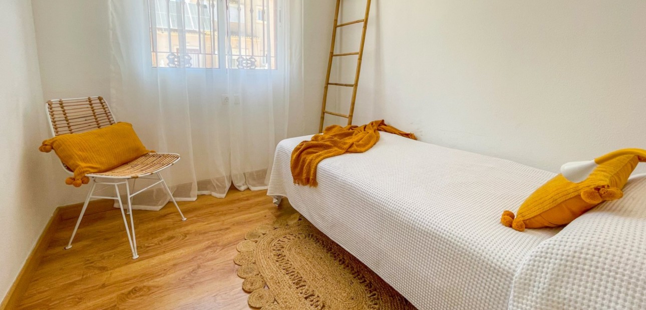Sale - Townhouse -
Orihuela Costa - Playa Flamenca