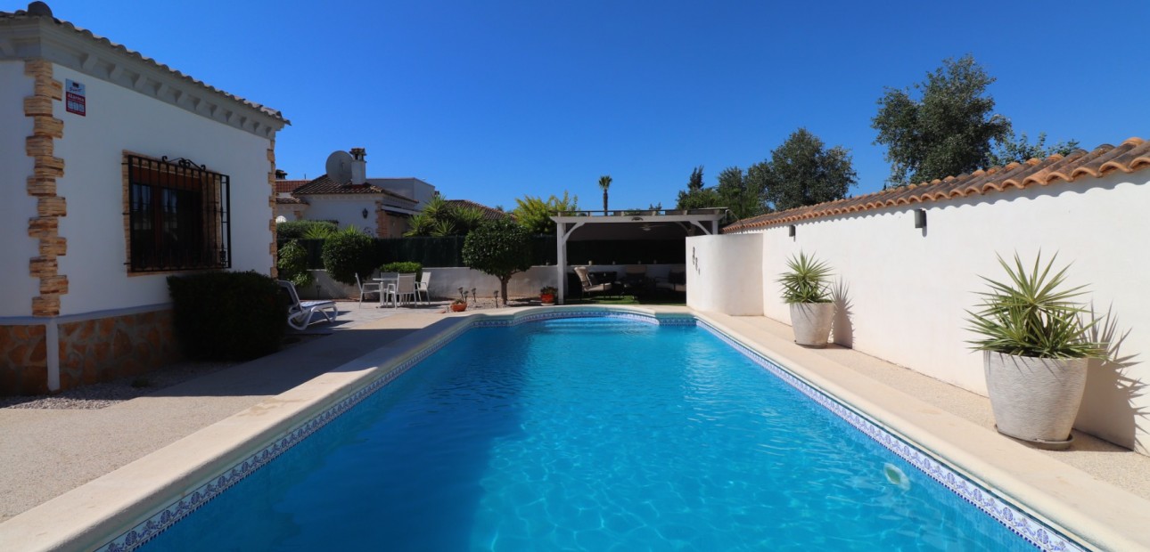 Herverkoop - Detached Villa -
Formentera del Segura - Fincas de La Vega