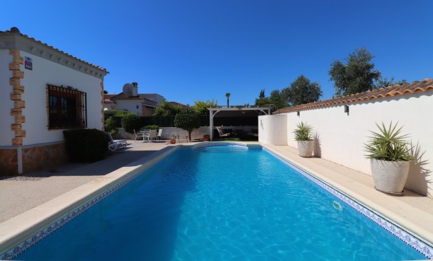 Herverkoop - Detached Villa -
Formentera del Segura - Fincas de La Vega