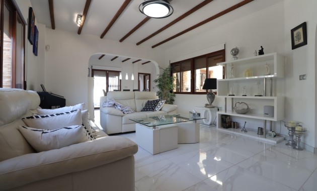 Herverkoop - Detached Villa -
Formentera del Segura - Fincas de La Vega