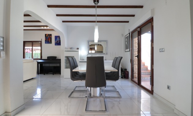 Herverkoop - Detached Villa -
Formentera del Segura - Fincas de La Vega