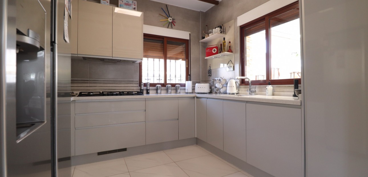 Herverkoop - Detached Villa -
Formentera del Segura - Fincas de La Vega