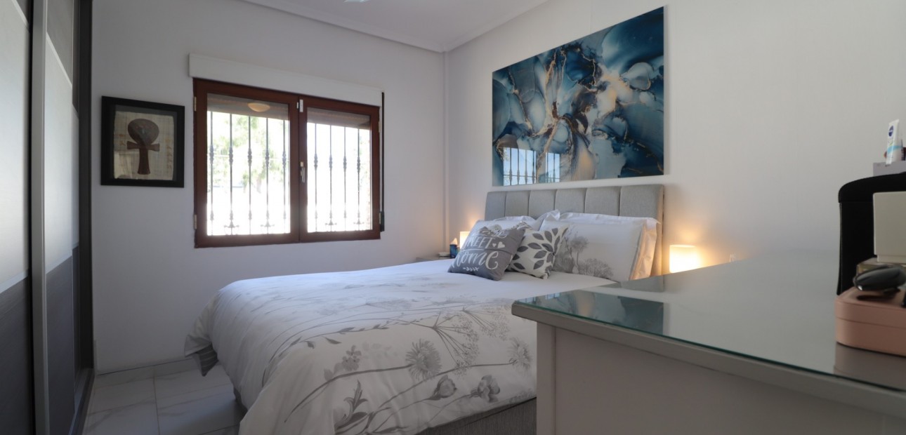 Herverkoop - Detached Villa -
Formentera del Segura - Fincas de La Vega