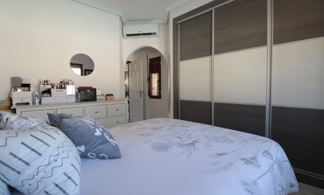 Herverkoop - Detached Villa -
Formentera del Segura - Fincas de La Vega