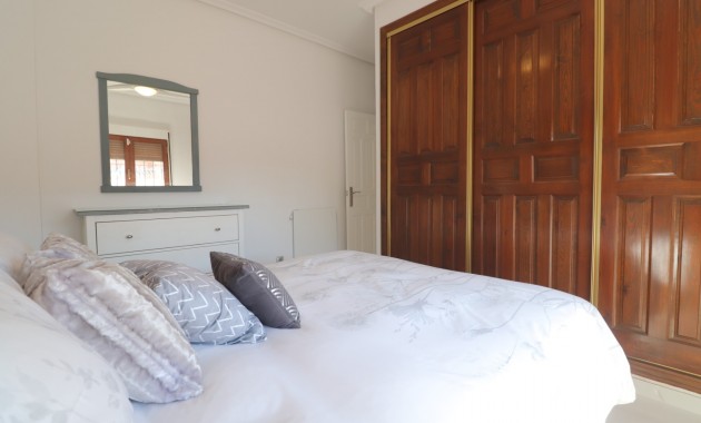 Herverkoop - Detached Villa -
Formentera del Segura - Fincas de La Vega