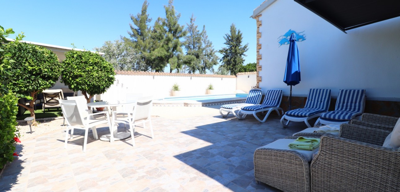 Herverkoop - Detached Villa -
Formentera del Segura - Fincas de La Vega