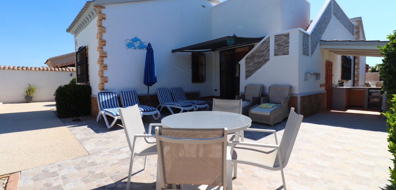 Herverkoop - Detached Villa -
Formentera del Segura - Fincas de La Vega