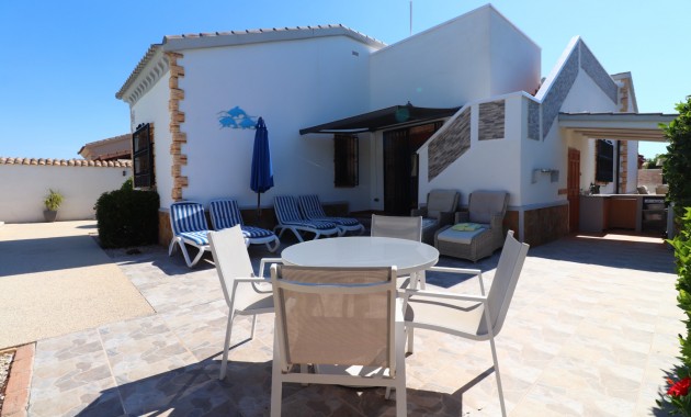 Herverkoop - Detached Villa -
Formentera del Segura - Fincas de La Vega