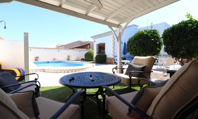 Herverkoop - Detached Villa -
Formentera del Segura - Fincas de La Vega