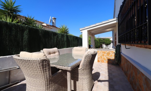 Herverkoop - Detached Villa -
Formentera del Segura - Fincas de La Vega