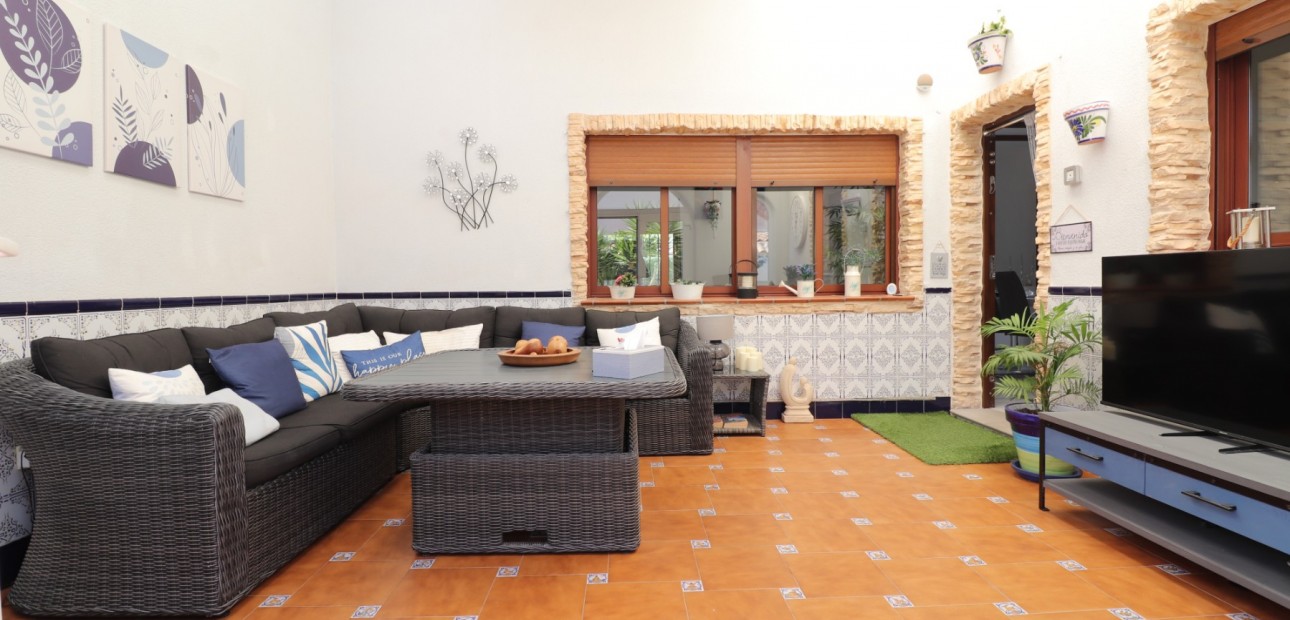 Herverkoop - Detached Villa -
Formentera del Segura - Fincas de La Vega