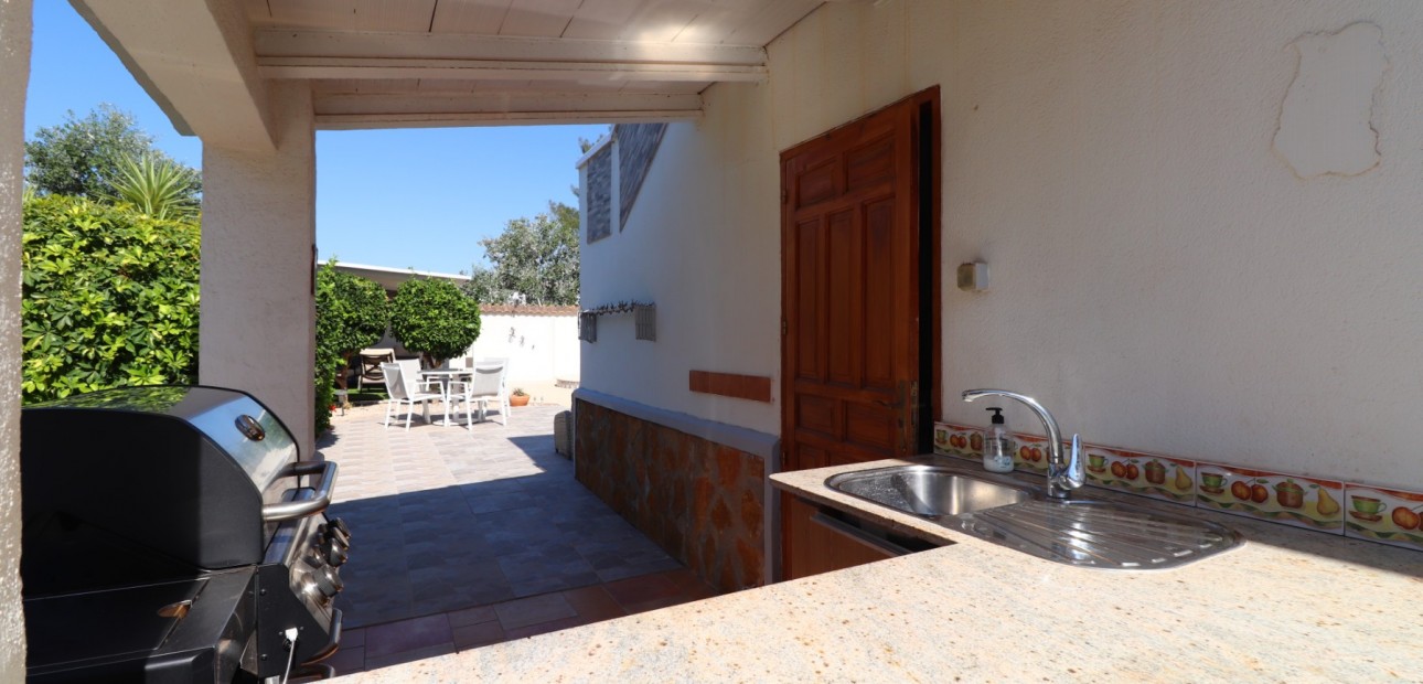 Herverkoop - Detached Villa -
Formentera del Segura - Fincas de La Vega