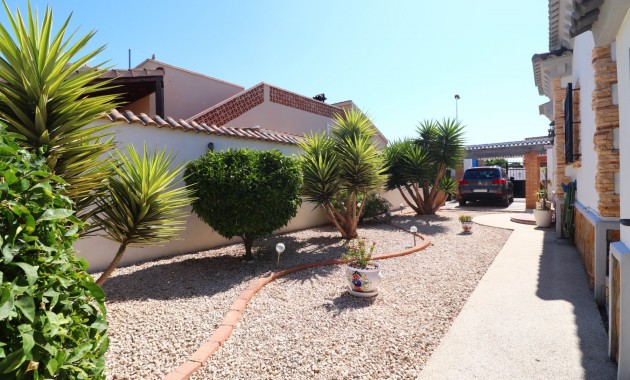 Herverkoop - Detached Villa -
Formentera del Segura - Fincas de La Vega