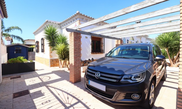 Herverkoop - Detached Villa -
Formentera del Segura - Fincas de La Vega