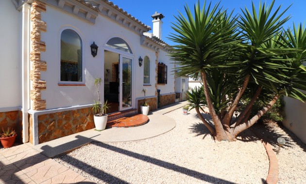 Herverkoop - Detached Villa -
Formentera del Segura - Fincas de La Vega
