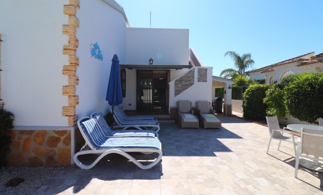 Herverkoop - Detached Villa -
Formentera del Segura - Fincas de La Vega