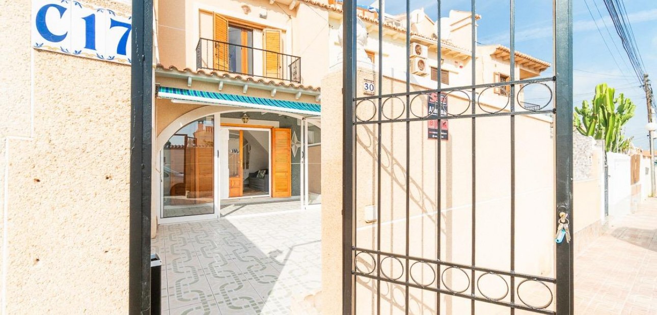 Herverkoop - Bungalow -
Torrevieja - La Siesta - El Salado - Torreta