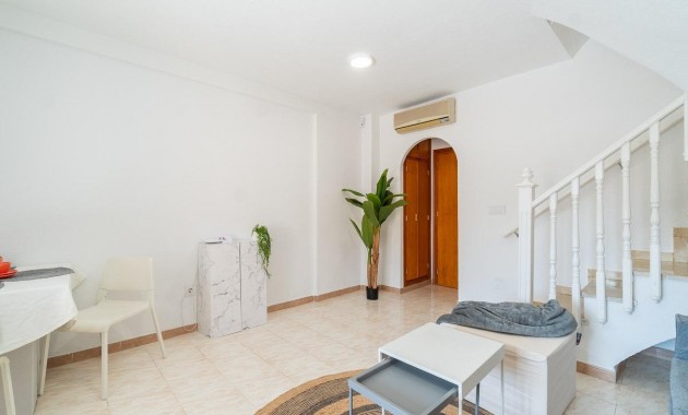 Herverkoop - Bungalow -
Torrevieja - La Siesta - El Salado - Torreta