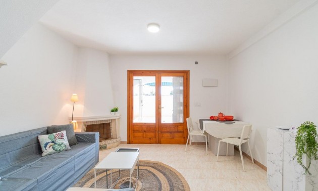 Herverkoop - Bungalow -
Torrevieja - La Siesta - El Salado - Torreta